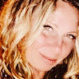 Meet your Posher, Lynette